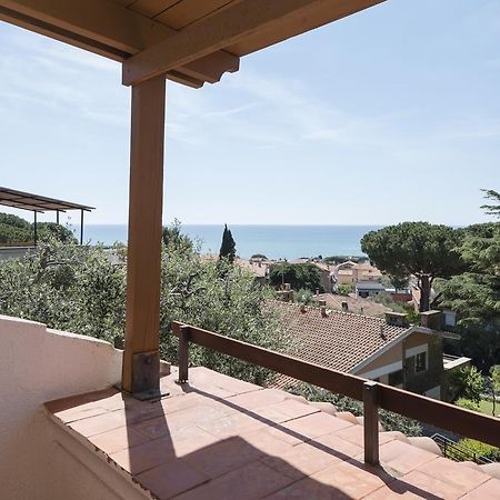 Villa Con Terrazza Vista Mare Кастільйоне-делла-Пеская Екстер'єр фото
